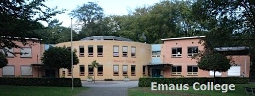 Bezoek aan het Emaus College